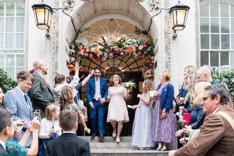 NERYS AND PETE CHELSEA TOWN HALL LONDON WEDDING BERTIES PHOTOGRAPHY 94 websize 768x512