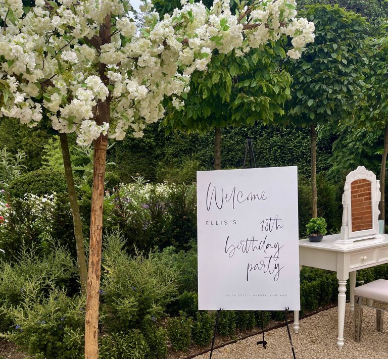 EllisEntranceSignVanitytable copy 768x711