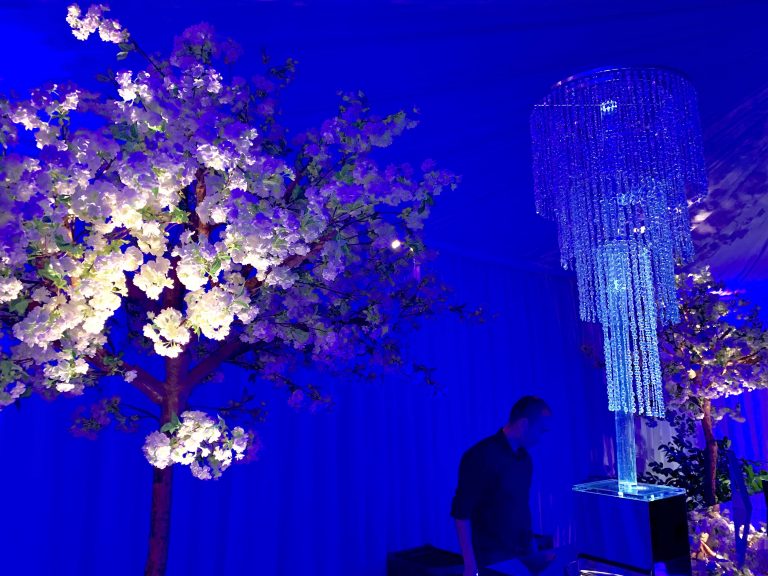 PaulEliza ChandelierTree 768x576